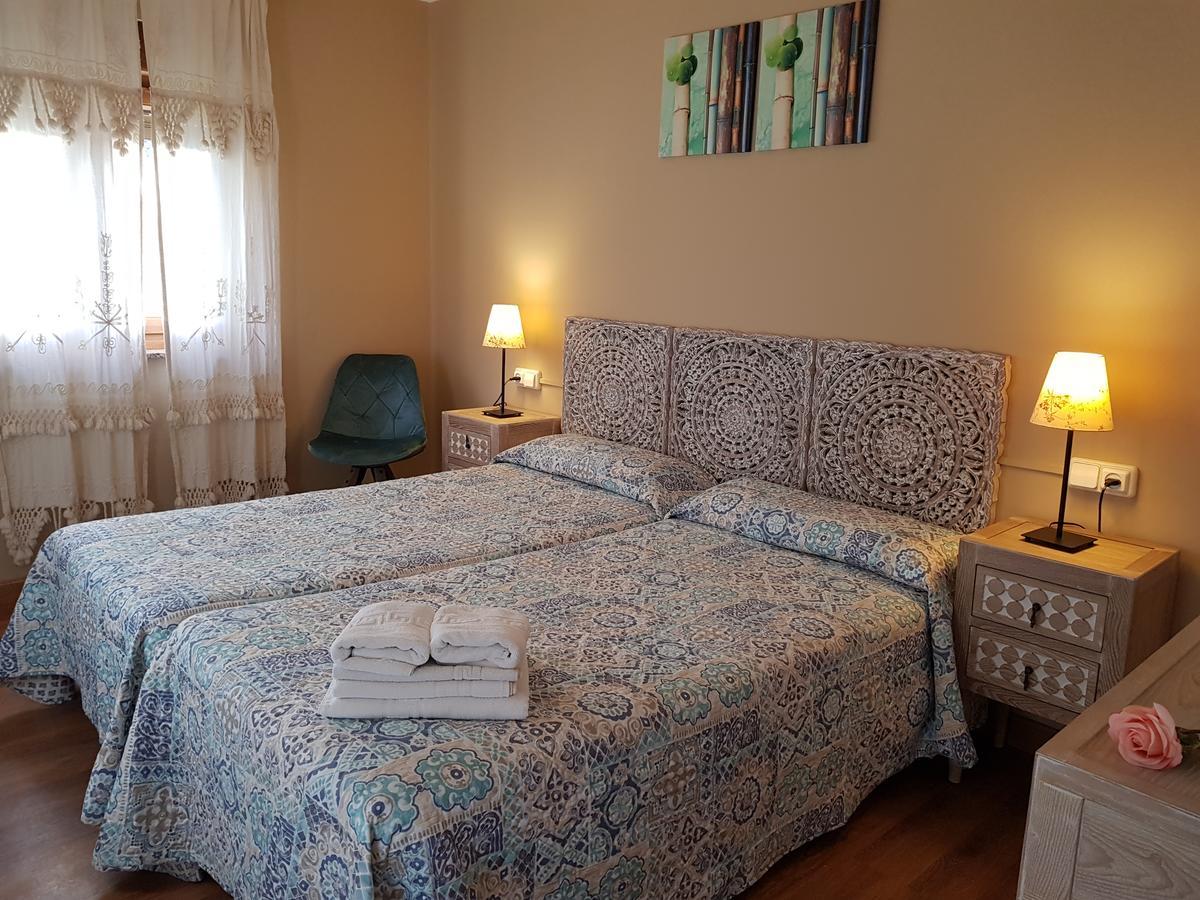 Hotel Azabache Susierra Onís Екстериор снимка
