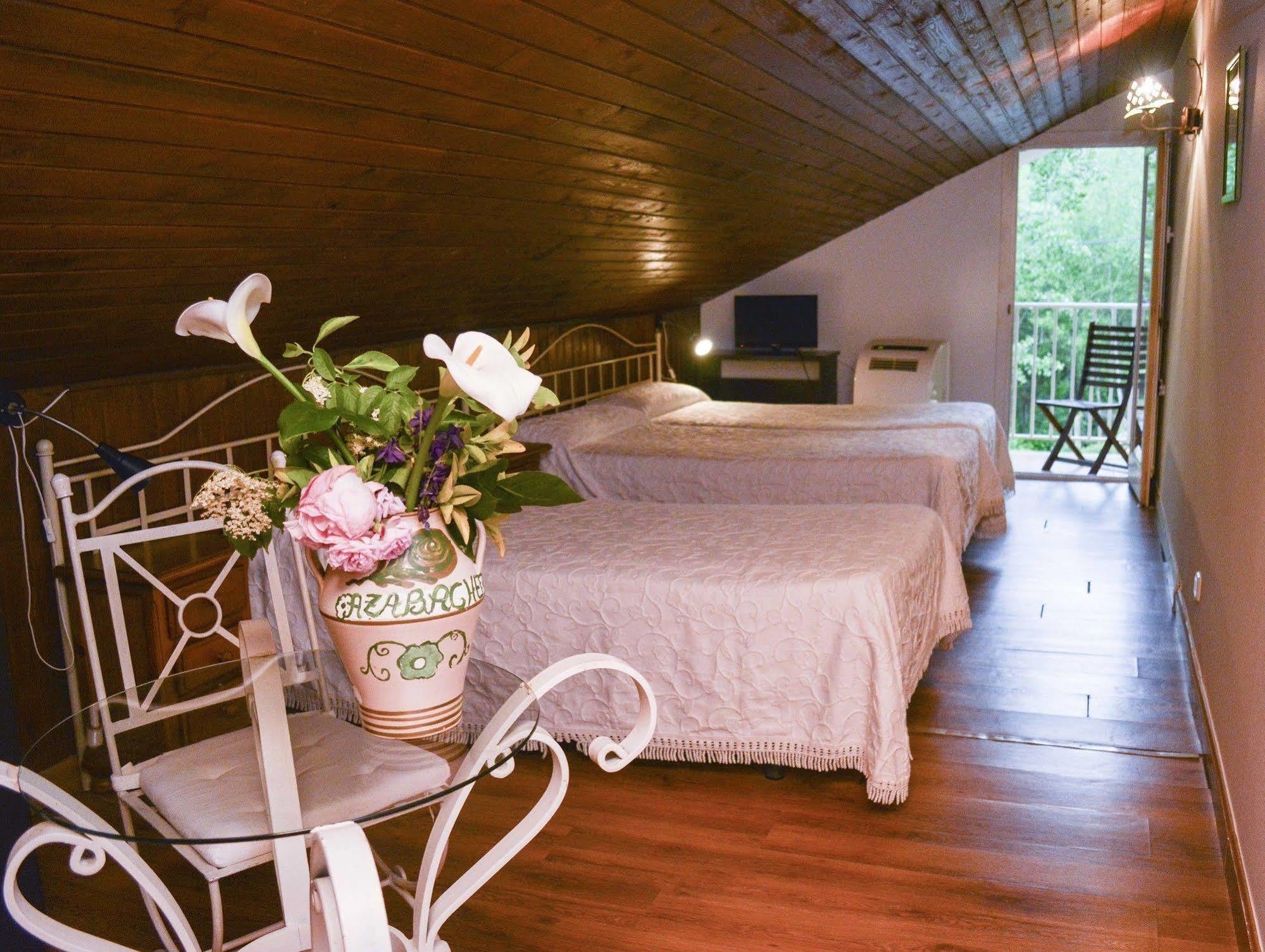 Hotel Azabache Susierra Onís Екстериор снимка