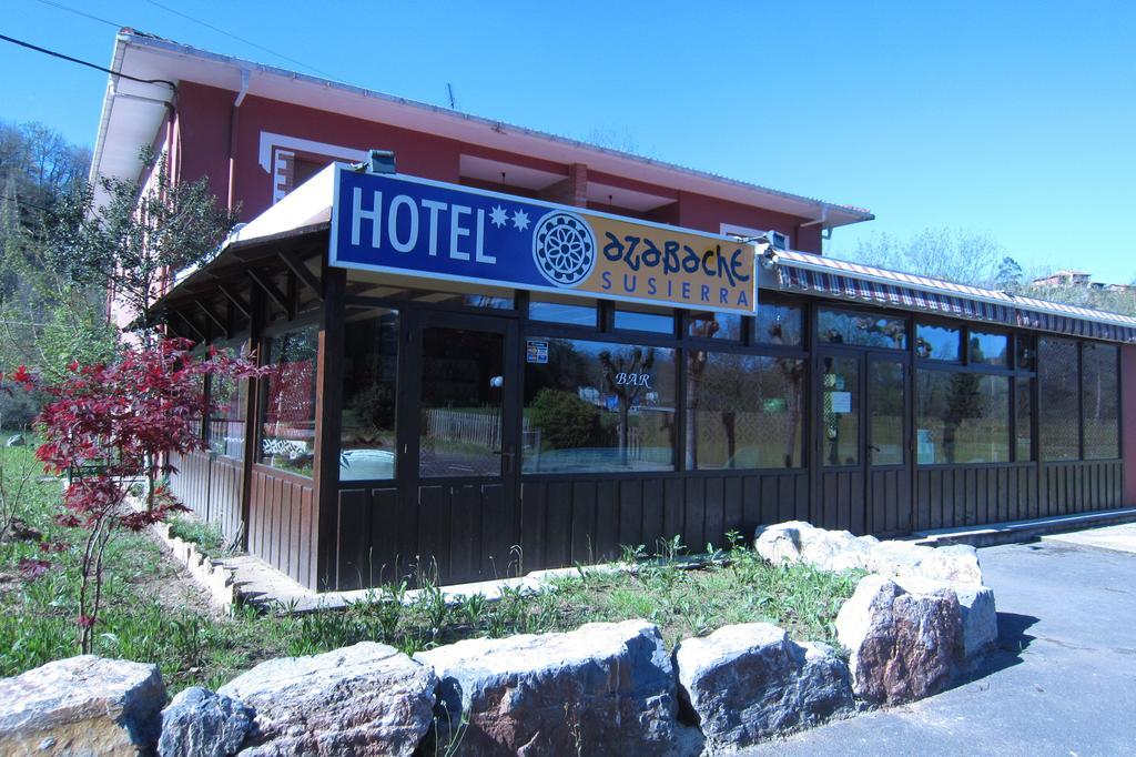 Hotel Azabache Susierra Onís Екстериор снимка